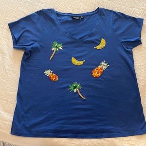 Short sleeve V-neck blue top